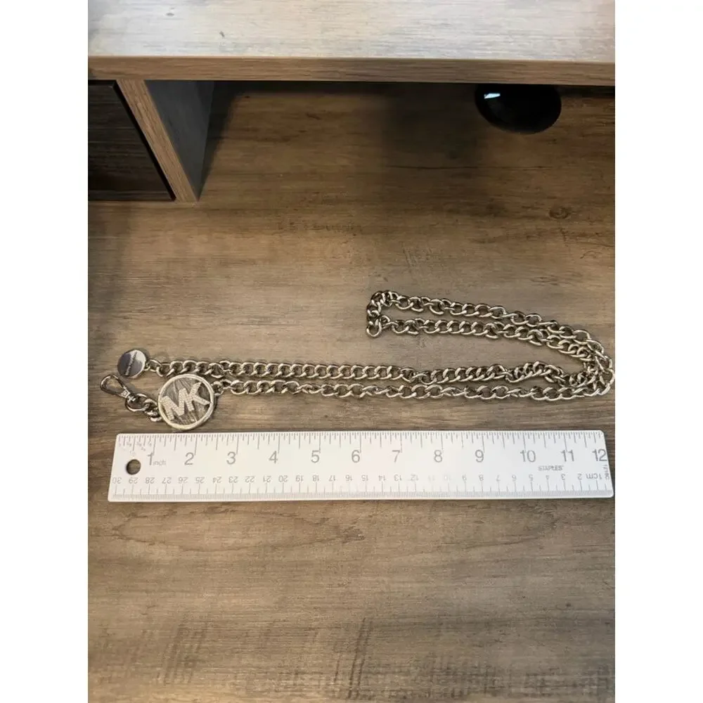 Michael Kors Silver tone chain link Belt #671 new without tag 40”